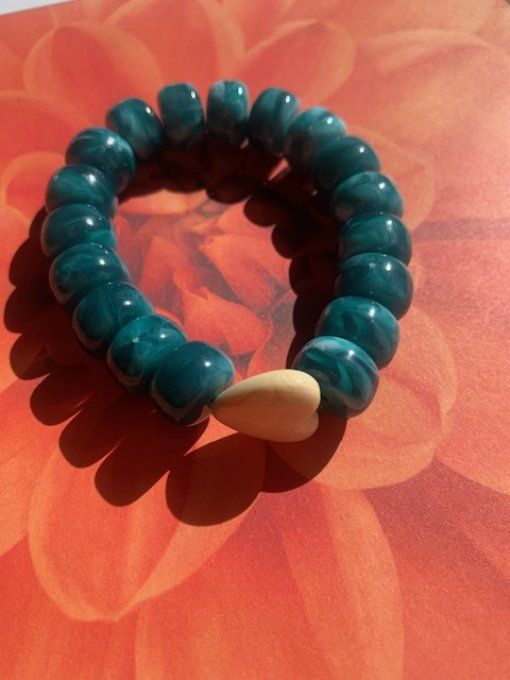 Bracelet élastique GISÈLE coeur crème - bracelet de perles colorés vert canard marbré