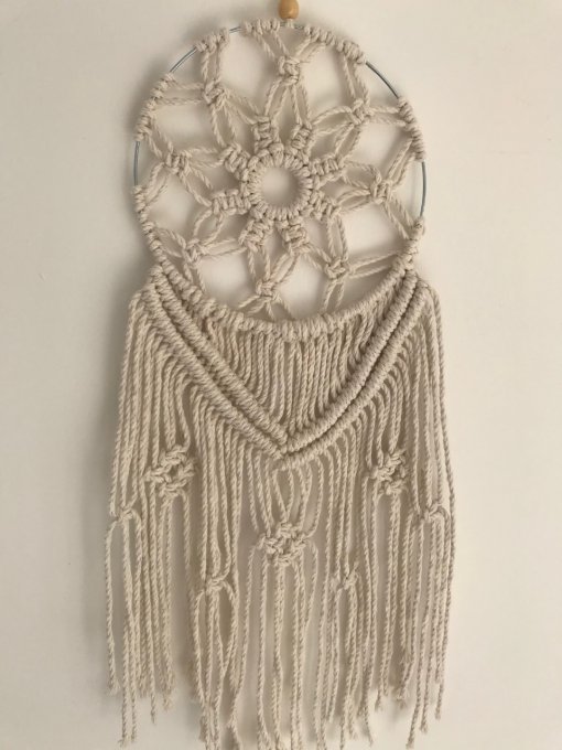 Attrape rêve  artisanal - modèle " tout macramé"