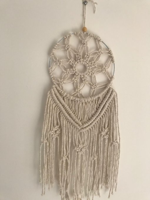 Attrape rêve  artisanal - modèle " tout macramé"