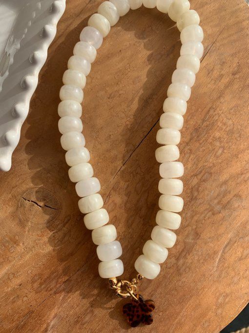 Collier GISÈLE BEIGE + FLEURS LÉOPARD - COLLIER