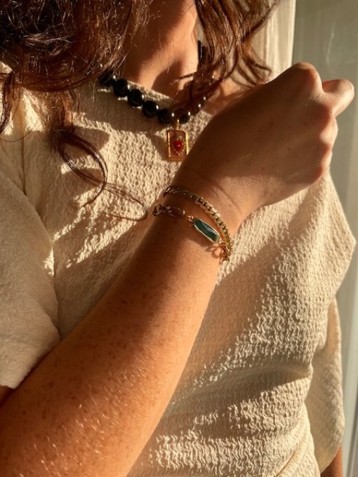 Collier  noir SUZANNE-  breloques