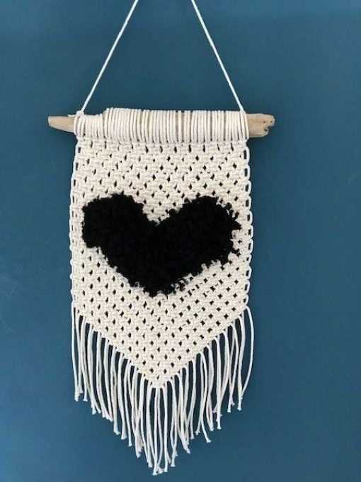 Tenture murale - modèle "COEUR"